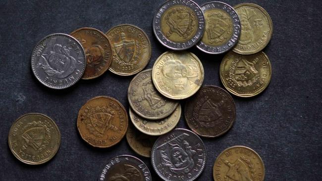 Monedas de pesos cubanos.