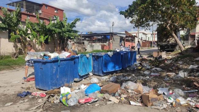 Basurero en San Miguel del Padrón, La Habana.