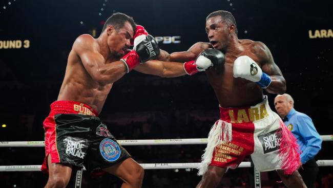 Erislandy Lara VS Johan González .