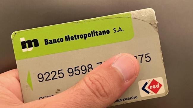 Tarjeta cubana de MLC.