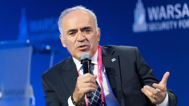 Garry Kasparov.