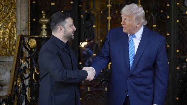 Donald Trump y Volodímir Zelenski en Miami.