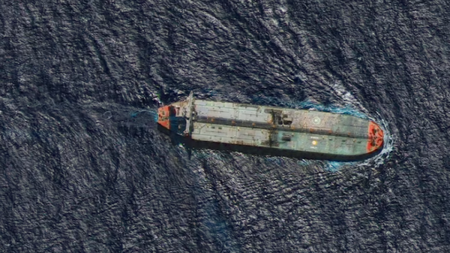 Barco de petróleo.
