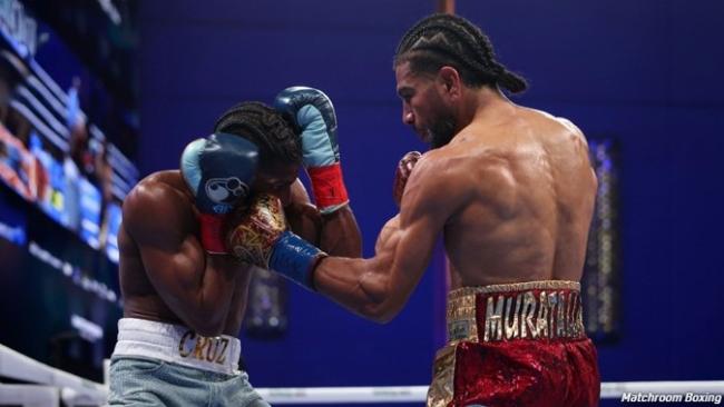 El cubano Andy Cruz ante el estadounidense Raymond Muratalla.