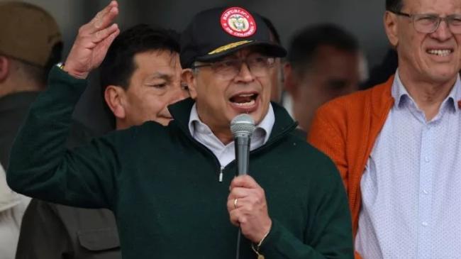 Gustavo Petro.
