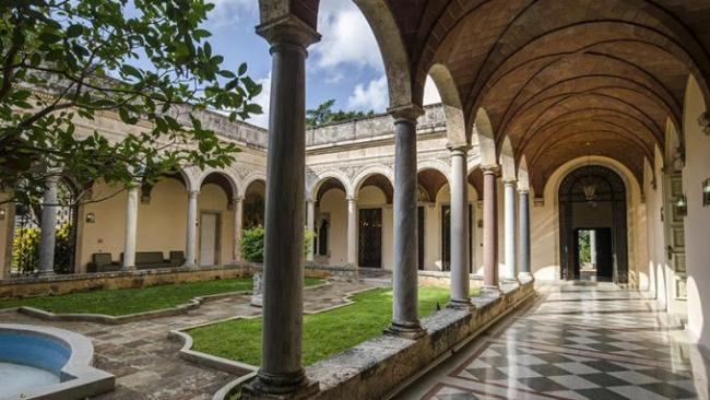 Patio de la Casa Pollack.