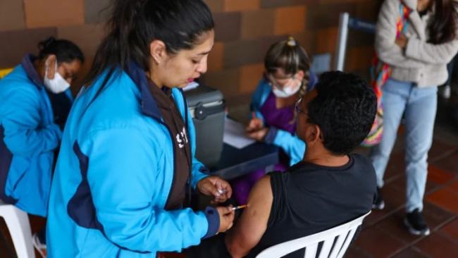 Vacunación contra la fiebre amarilla en Colombia.