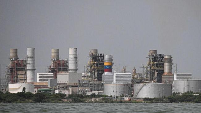 Instalación petrolera de PDVSA.