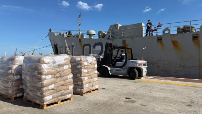 Descarga de la ayuda humanitaria enviada por México.