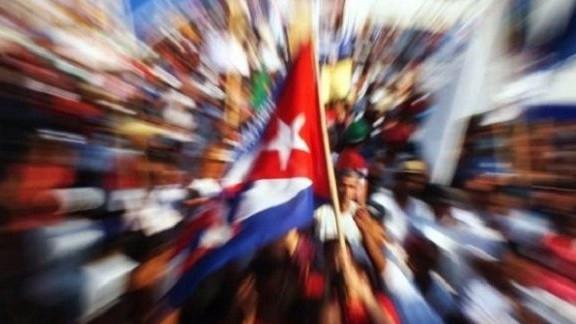La bandera cubana en un entorno psicodélico.