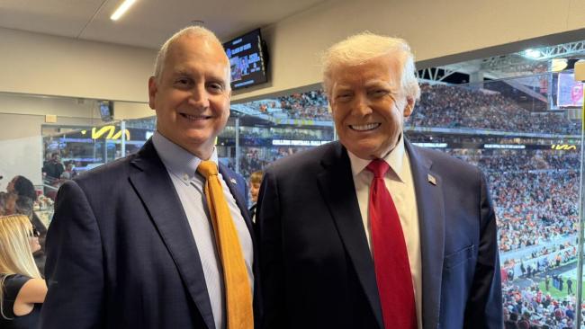 El congresista Mario Díaz-Balart junto a Donald Trump.