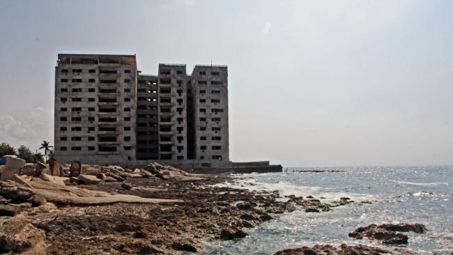 Un edificio en ruinas en La Habana.