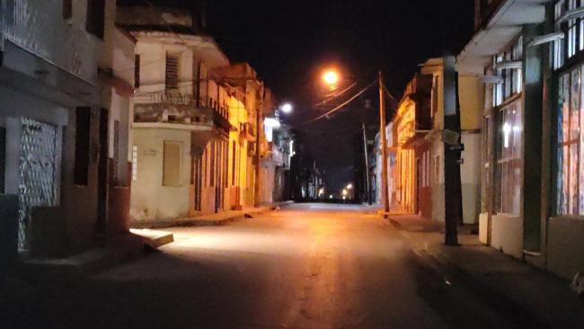 Foto de una calle desierta en Villa Clara compartida por el oficialismo.
