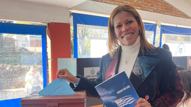 Leydis Aguilera, primera diputada de origen cubano en la historia de Uruguay.