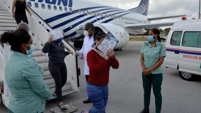 Migrantes cubanos deportados a la Isla.