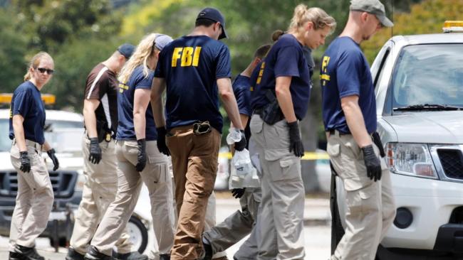 Agentes del FBI.