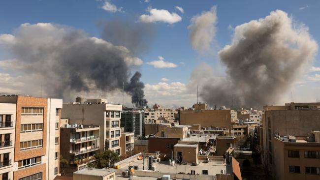 Bombardeos sobre Teherán este domingo.