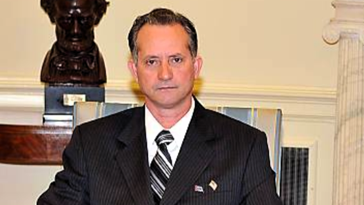 Miguel Sigler Amaya durante un encuentro con el expresidente George W. Bush.