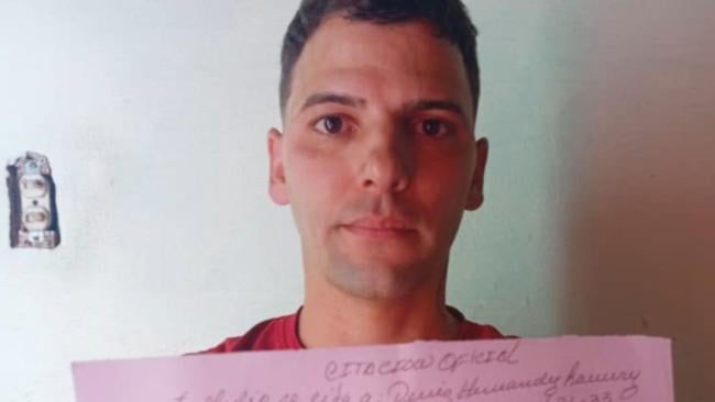 El preso político Denis Hernández Ramírez, manifestante del 11J.