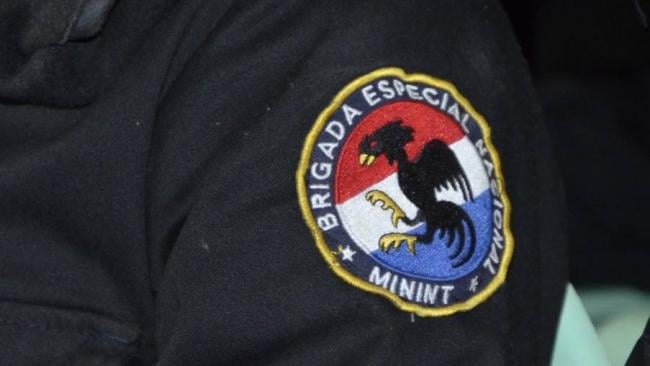 Uniforme de represores cubanos.