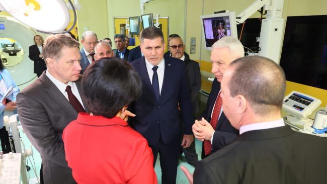 Altos funcionarios de Cuba y Rusia reunidos en San Petersburgo.