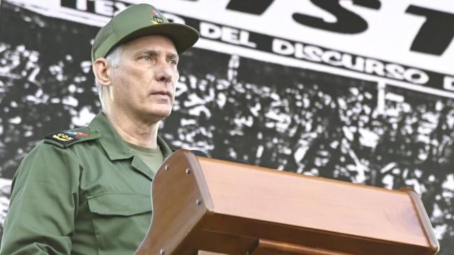 Miguel Díaz-Canel en acto este 16 de abril.