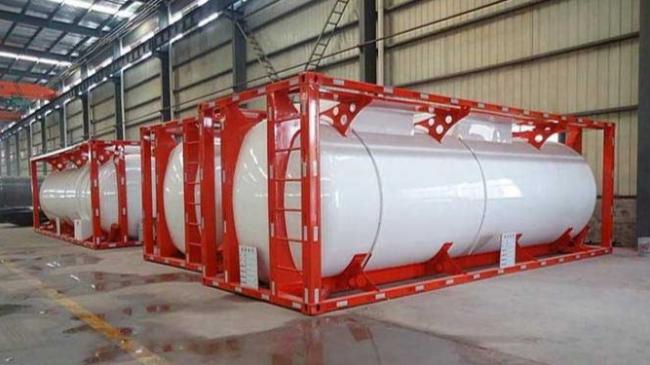 Tanques de depósito utilizados en los envíos de combustible de EEUU a Cuba.