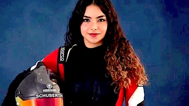 Isabella Abreu, primera piloto cubana de la F4