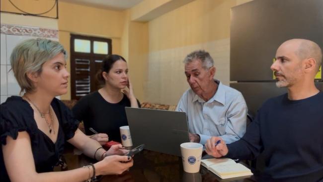 Parte del equipo de La Hora de Cuba.