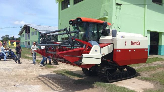 Cosechadora de arroz de Havana Agro SURL.