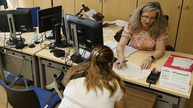 Oficina de Extranjería.