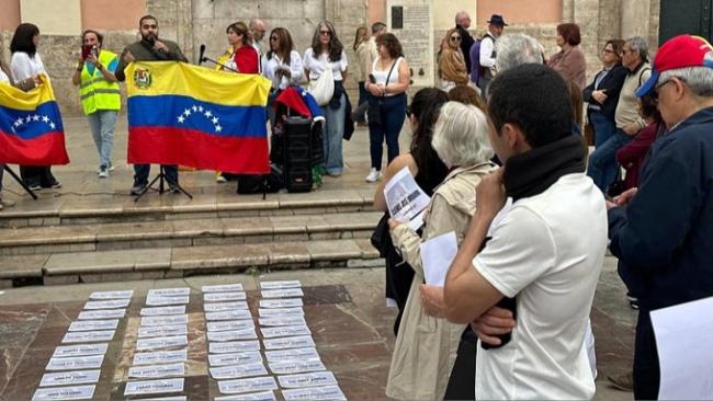 Manifestación por los presos políticos venezolanos en Valencia.
