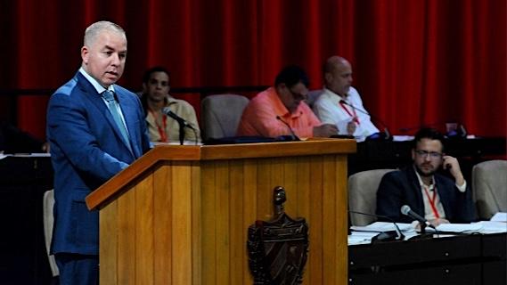 Vladimir Regueiro, ministro de Finanzas y Precios.