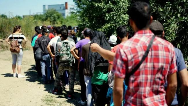 Migrantes en una zona fronteriza de Serbia.