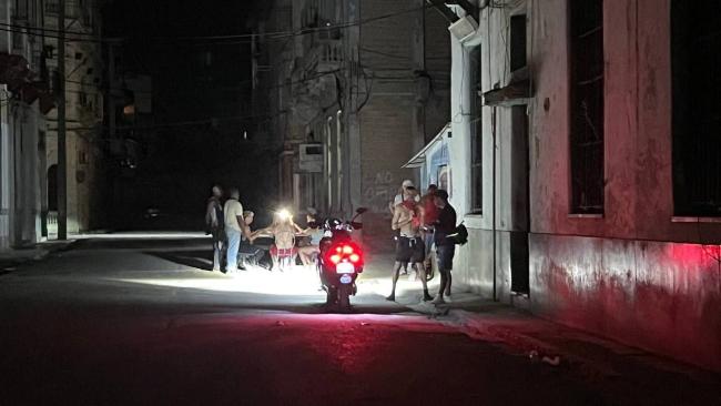 Una calle de La Habana durante un apagón.