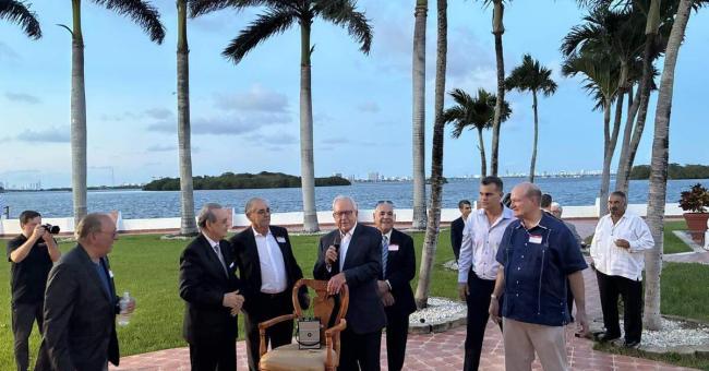 Presentación en Miami de la Cámara Nacional de Comercio Cubano-Americana.