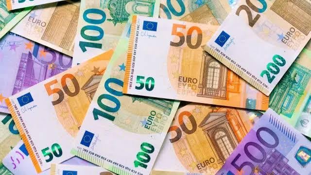 Billetes de euros.