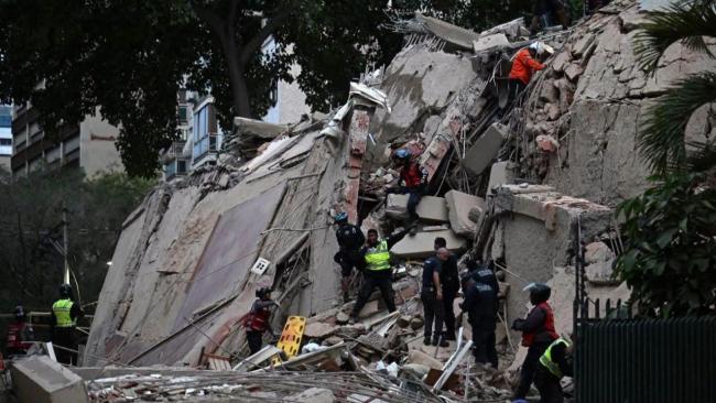 Derrumbes en Venezuela tras los terremotos.