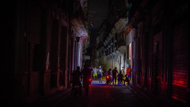 Una calle de La Habana durante un apagón.