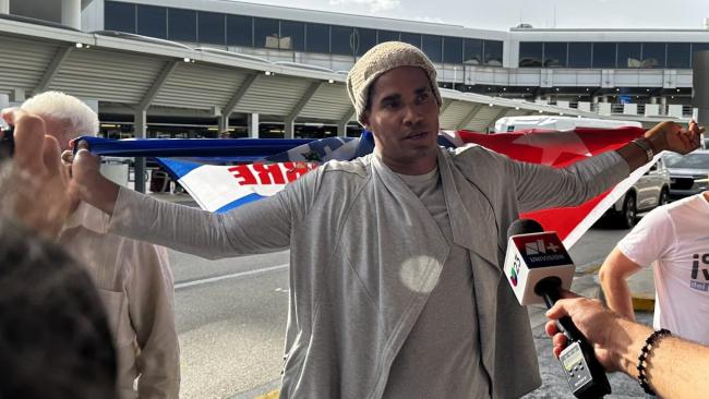 Luis Manuel Otero Alcántara a su llegada a Miami.