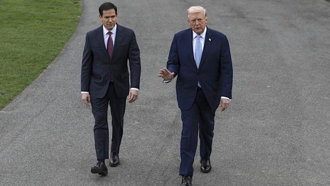 Donald Trump (der.) y Marco Rubio, marzo de 2026.