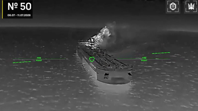 Un buque ruso alcanzado por drones de Ucrania.