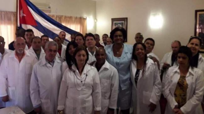 Médicos cubanos en Botsuana.