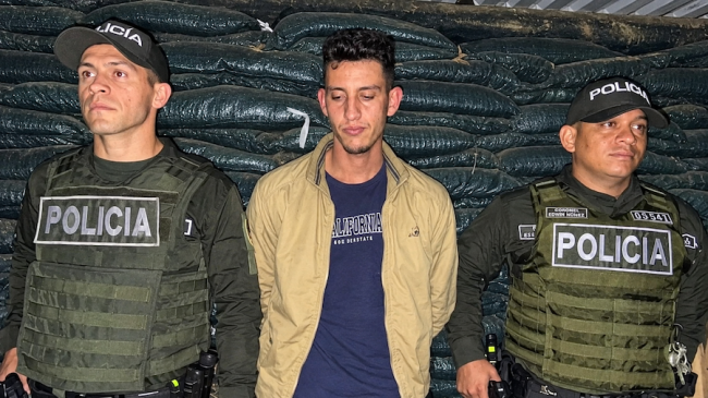 Dairo Ferizzola Rojas, francotirador del ELN, capturado por la Policía.