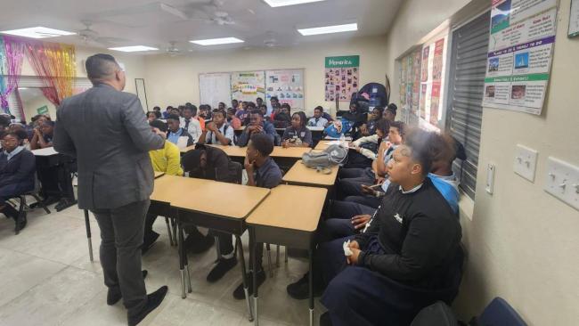 Un aula en Bahamas.