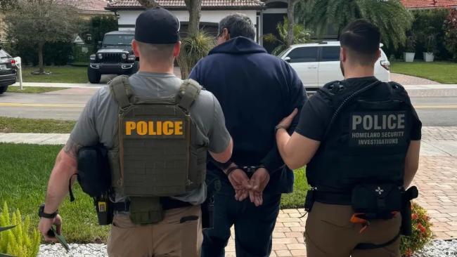 Un arresto migratorio en EEUU.