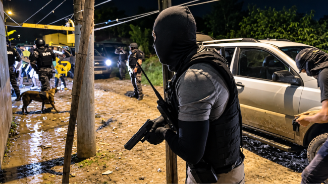 Operación policial contra el narcotráfico en Esmeraldas, Ecuador, 2024