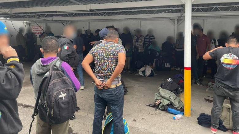 Emigrantes cubanos detenidos en México.
