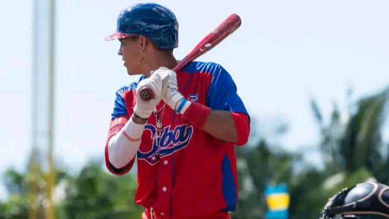 Momento de un partido de Cuba en la Copa del Caribe de Béisbol.