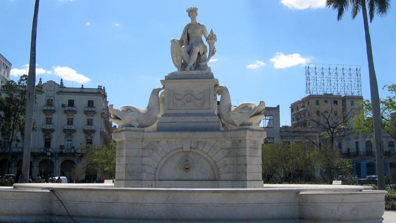 Fuente de la India, en La Habana.